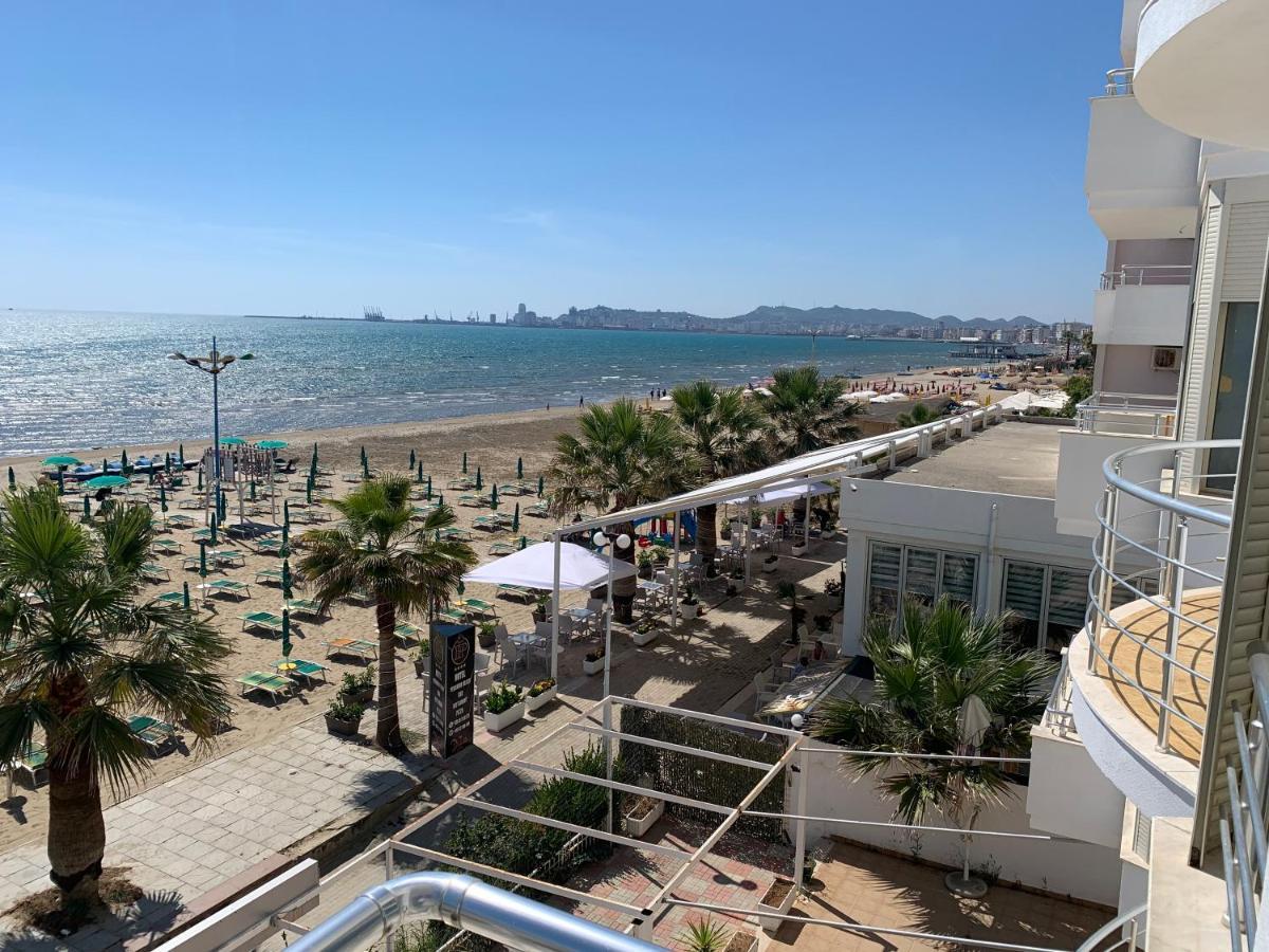 Wave Beachfront Apartments Durrës Exterior foto
